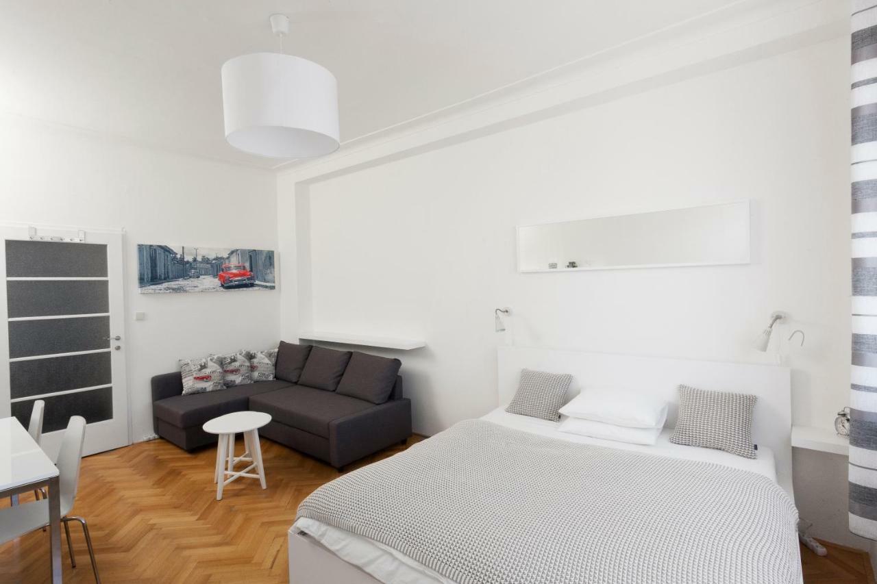 Casa Anna Apartment Opletalova Prague Luaran gambar